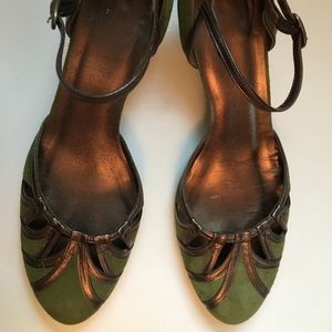 Jigsaw Green/Gold Kitten Heels